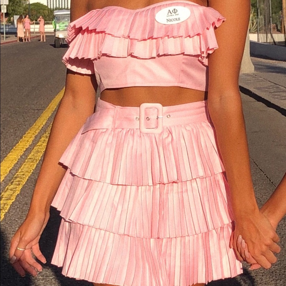Pink ruffle set - Picture 4 of 4